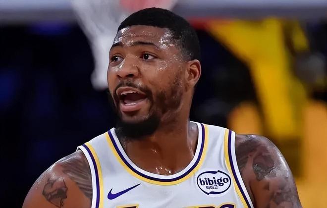 湖人加时险胜掘金 斯玛特神勇防守成胜负手