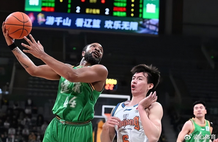 广东宏远外援迟迟未到，回购徐昕补内线短板，