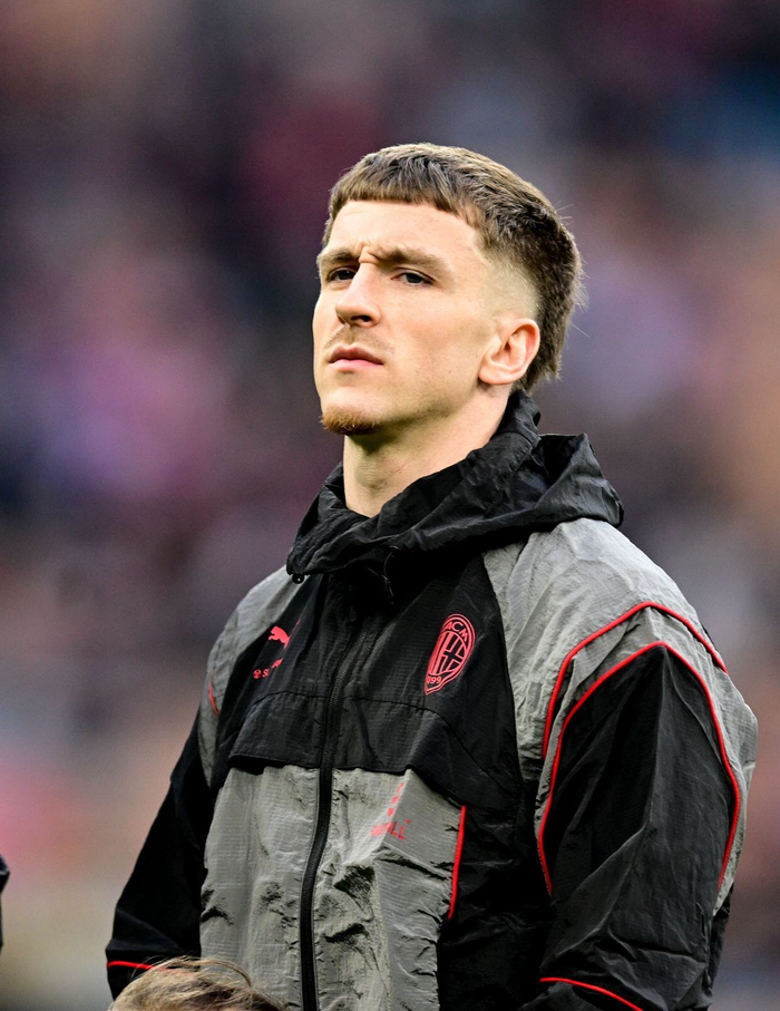 萨勒马科尔斯关键进球助米兰逆转取胜