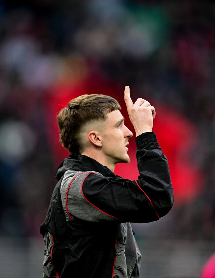 萨勒马科尔斯关键进球助米兰逆转取胜