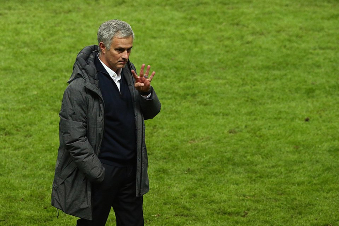 姆巴佩点赞穆里尼奥回归皇马引发帅位争夺战